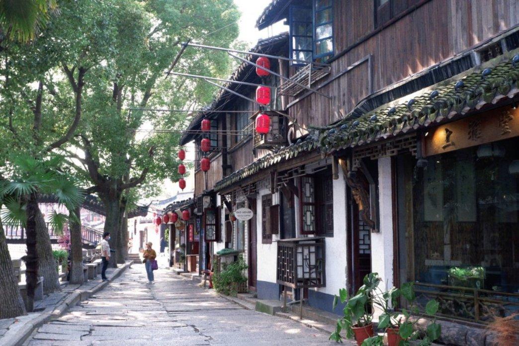 彩丽公主日常装扮